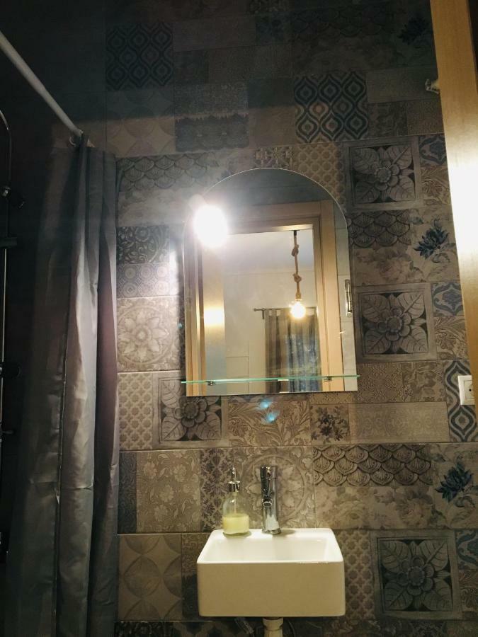 Anastasis Apartment In Palaio Faliro Athen Exterior foto