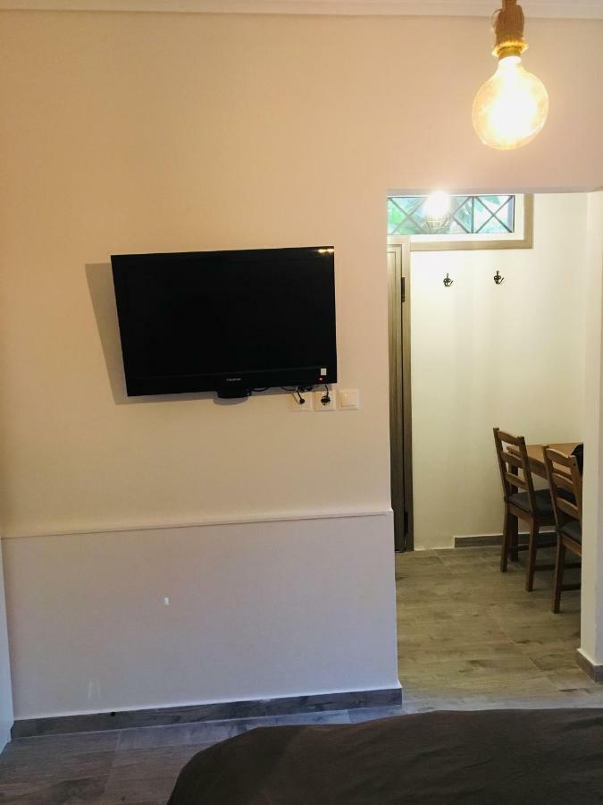 Anastasis Apartment In Palaio Faliro Athen Exterior foto